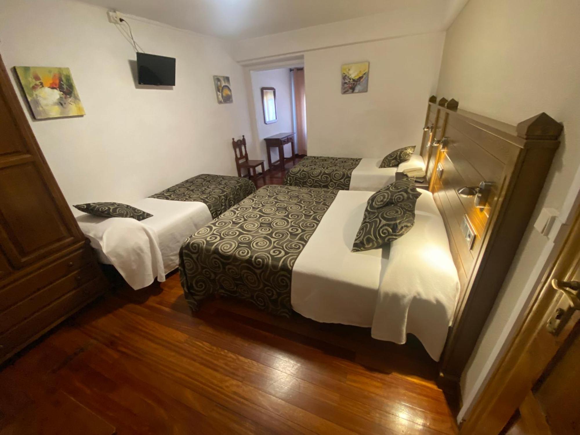 Hotel La Rambla Biescas  Εξωτερικό φωτογραφία