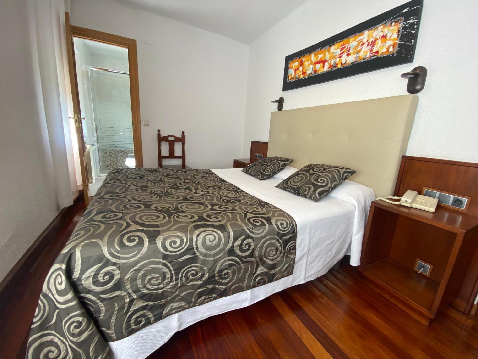 Hotel La Rambla Biescas  Εξωτερικό φωτογραφία