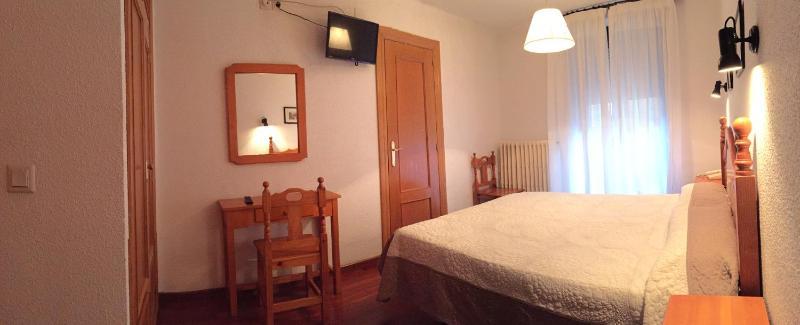 Hotel La Rambla Biescas  Εξωτερικό φωτογραφία