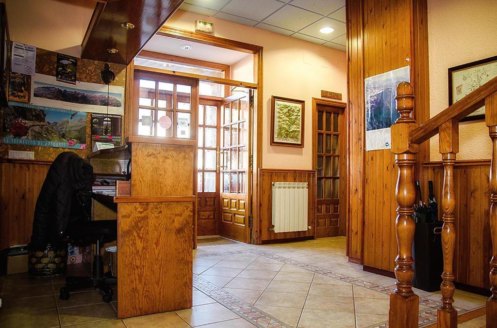 Hotel La Rambla Biescas  Εξωτερικό φωτογραφία