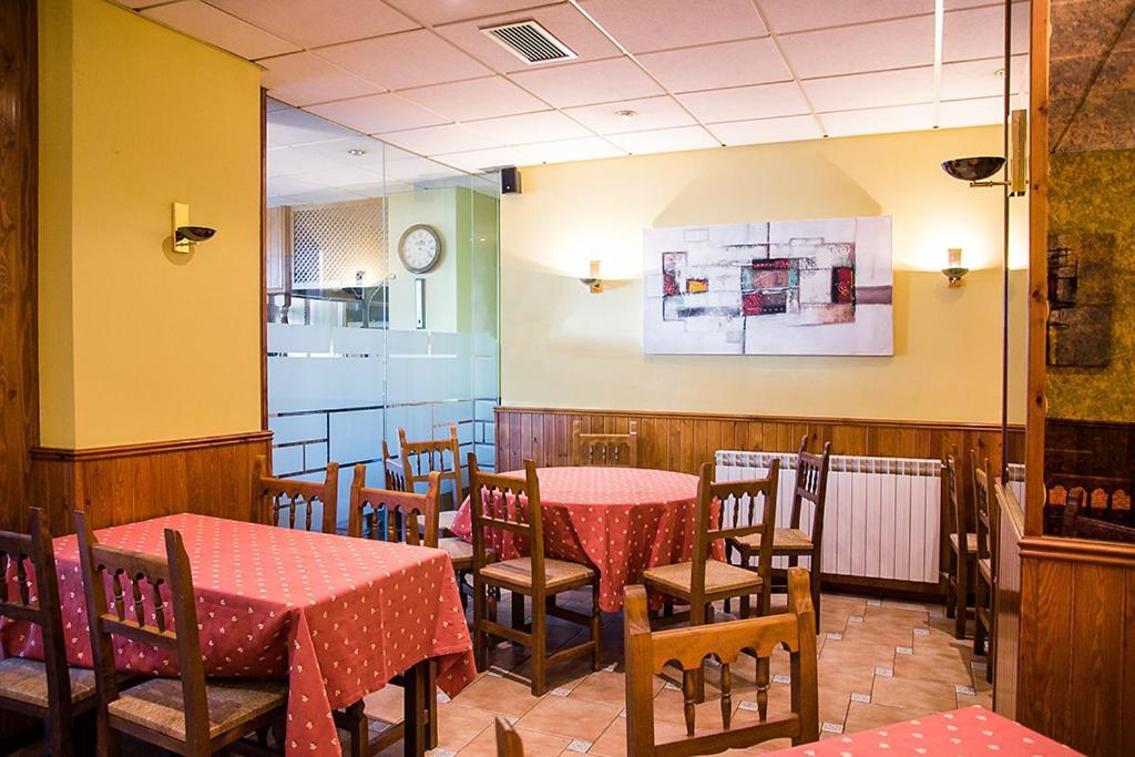 Hotel La Rambla Biescas  Εξωτερικό φωτογραφία