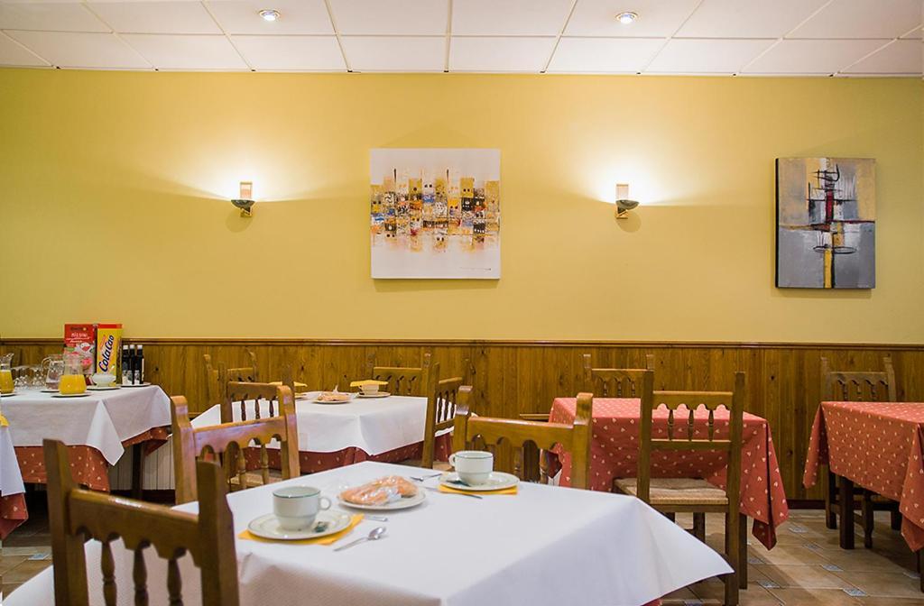 Hotel La Rambla Biescas  Εξωτερικό φωτογραφία