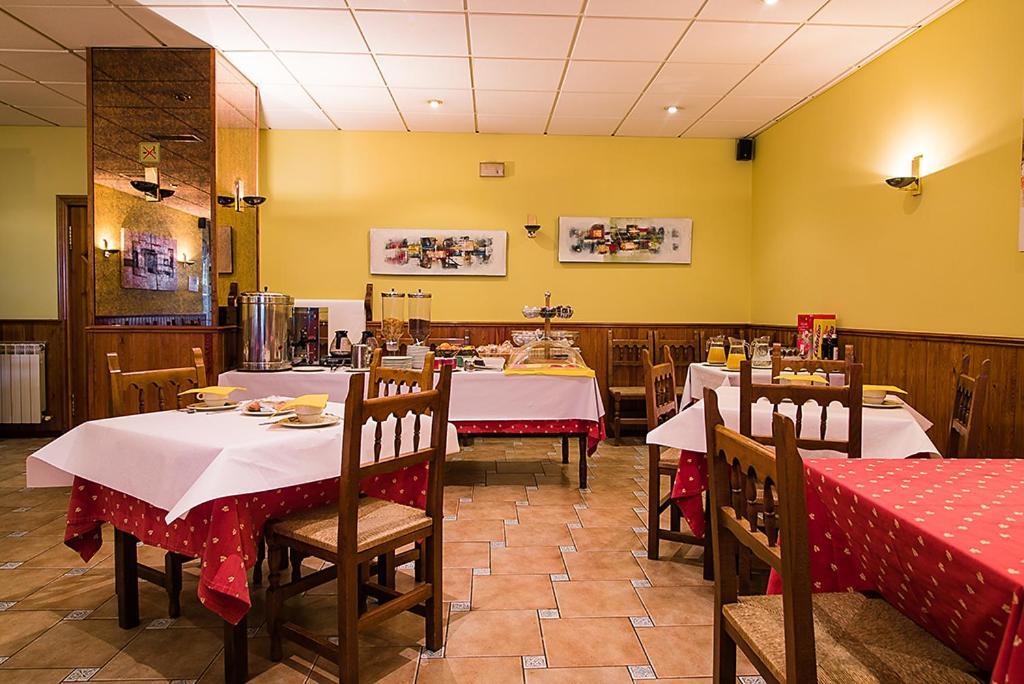 Hotel La Rambla Biescas  Εξωτερικό φωτογραφία