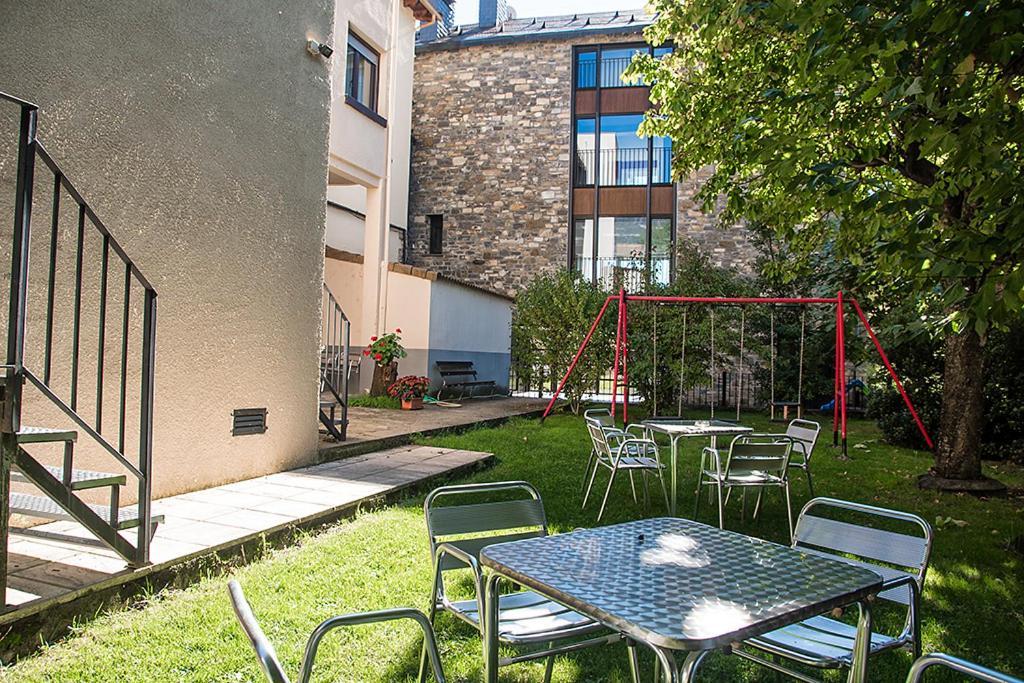 Hotel La Rambla Biescas  Εξωτερικό φωτογραφία