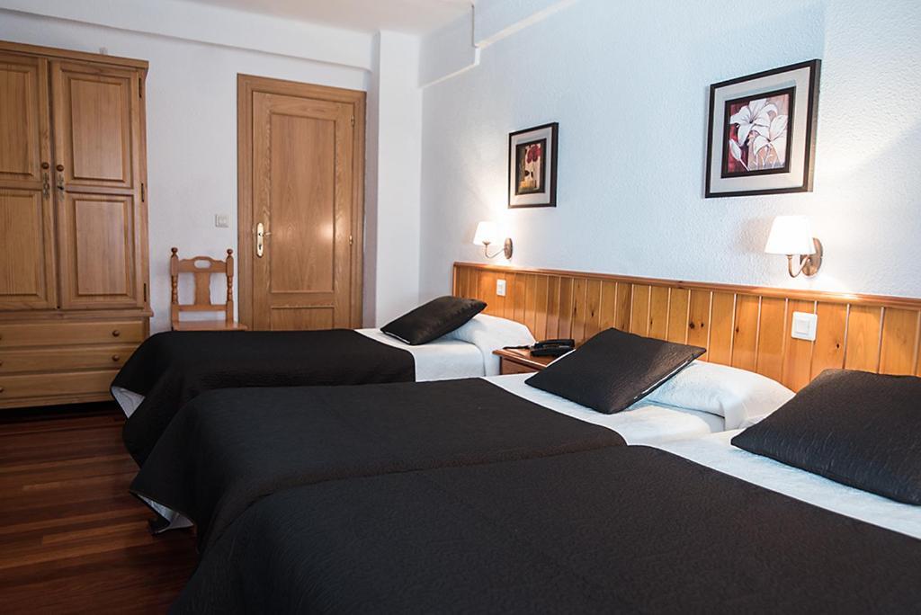 Hotel La Rambla Biescas  Εξωτερικό φωτογραφία
