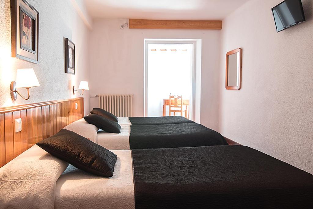 Hotel La Rambla Biescas  Εξωτερικό φωτογραφία