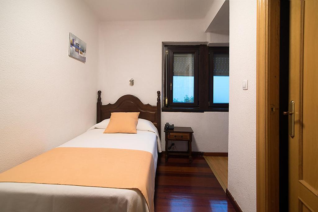 Hotel La Rambla Biescas  Εξωτερικό φωτογραφία