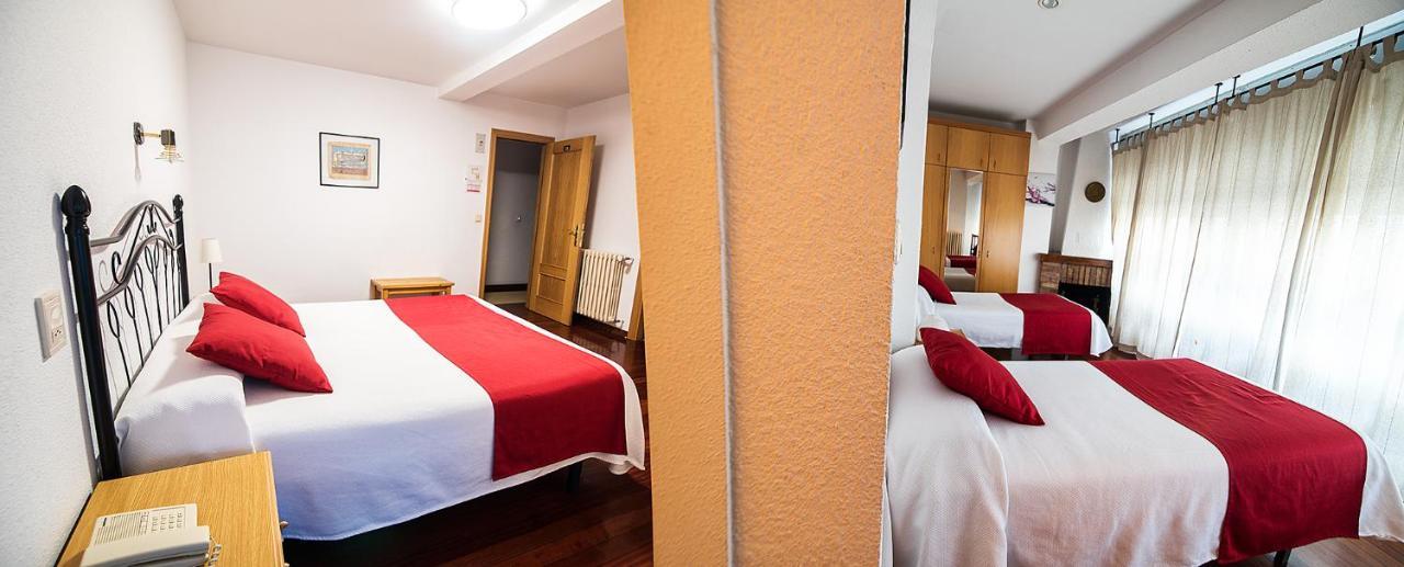 Hotel La Rambla Biescas  Εξωτερικό φωτογραφία